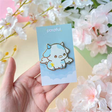 Poroful is home to cute animal illustrations, food themed pins and merchandise designed to put a smile on your face. 100% artist owned & operated! Everything in our shop is designed, packaged and shipped by one person.